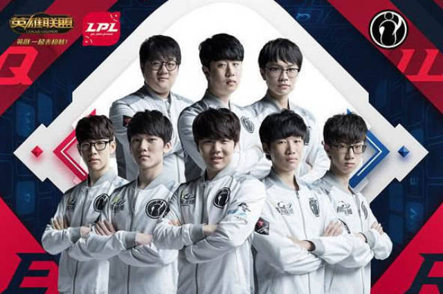 尽管三点式 尽管三点式